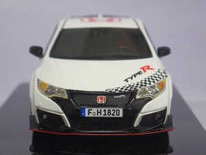 画像2: TSM MODEL ホンダ シビック タイプR 2016 "Five European Tracks Front Wheel Drive Record" WHITE