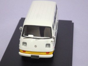 画像2: ハイストーリー マツダ ボンゴ 1000(1968) WHITE/YELLOW