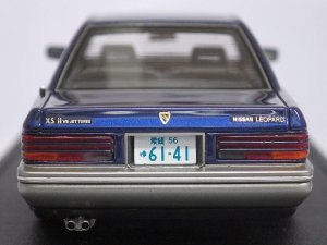 画像4: トミーテック 日産 レパード XS-II「あぶない刑事」 BLUE/SILVER