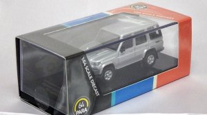 画像8: パラゴン トヨタ ランドクルーザー 76 Silver Pearl
