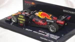 画像4: ミニチャンプス レッドブルレーシング ホンダ RB16B MAX VERSTAPPEN ABU-DHABI WORLD CHAMPION 2021/PIT BOARD