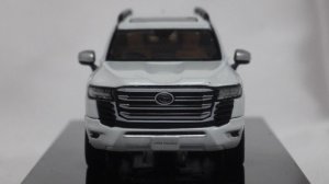 画像2: ホビージャパン トヨタ ランドクルーザー(JA300W)ZX WHITE
