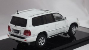 画像4: G.C.D TOYOTA Land Cruiser(UZJ100W) WHITE