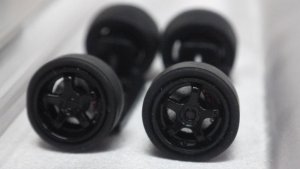 交換用タイヤホイール付属