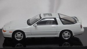 画像5: ホビージャパン トヨタ スープラ(A70) 2.5GTツインターボ リミテッド アウタースライディングサンルーフパーツ付き Super White IV