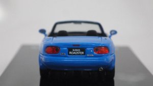 画像4: ホビージャパン マツダ ユーノス ロードスター(NA6CE) トノカバー付属 Mariner Blue