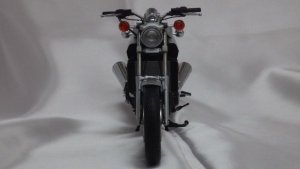 画像2: ミニチャンプス ヤマハ Vmax 1993 SILVER.MET