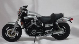 画像5: ミニチャンプス ヤマハ Vmax 1993 SILVER.MET