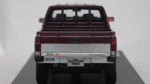 画像4: ハイストーリー 日産 ダットサン 4WD ダブルキャブ AD 1985 DARK RED MET/SILVER MET TWO TONE