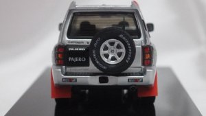 画像4: INNO MODELS ミツビシパジェロ エヴォリューション"ラリーアート" SILVER
