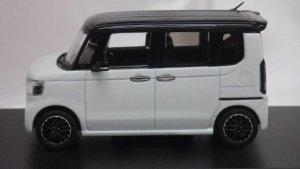 画像5: HOBBY JAPAN HONDA N-BOX Custom Platinum White Pearl & Black
