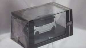 画像6: HOBBY JAPAN HONDA N-BOX Custom Platinum White Pearl & Black