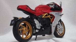 画像3: CM-MODEL MV AGUSTA SUPERVELOCE 800 RED