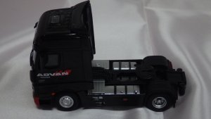 画像6: MINI GT メルセデスベンツ アクトロス w/レーシングトランスポーター"アドバン"(LHD) ADVAN