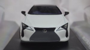画像2: kyosho LEXUS LC500 "EDGE" HAKUGIN