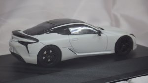 画像3: kyosho LEXUS LC500 "EDGE" HAKUGIN