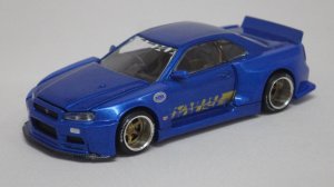 画像1: MINI GT ニッサン スカイライン GT-R R34 KaidoWorks(V2 Aero) SHINJUKU V2 BLUE