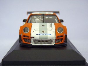 画像2: MINICHAMPS  Porsche  911 GT3R Hybrid Presentation 2010  ORANGE/WHITE