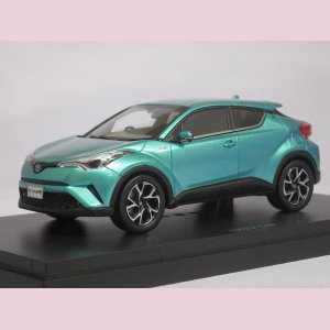 画像: EBBRO TOYOTA C-HR Radiant Green Met