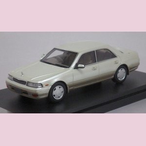 画像: ハイストーリー ニッサン ローレル25ツインカム メダリストV(1993) 訳あり品 10% OFF!