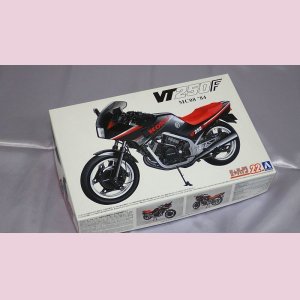 画像: アオシマ ホンダ VT250F MC08 '84  ザ・バイク22