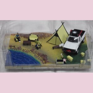 画像: BM CREATIONS TOYOTA HILUX 1980 N60 N70 SERIES Accessory Pack with Camping Diorama WHITE