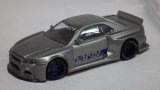 画像: MINI GT NISSAN SKYLINE GT-R [R34] KAIDO WORKS SHINJUKU V1 SILVER