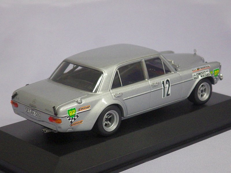 ミニチャンプス メルセデスベンツ 300SEL6.8AMG Behmann/Jabouille