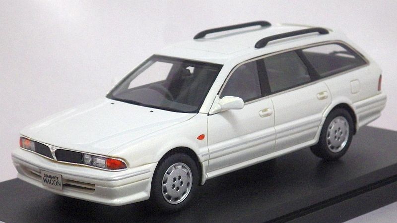 ハイストーリー 三菱 ディアマンテ ワゴン 1993 PEARL WHITE - Tada