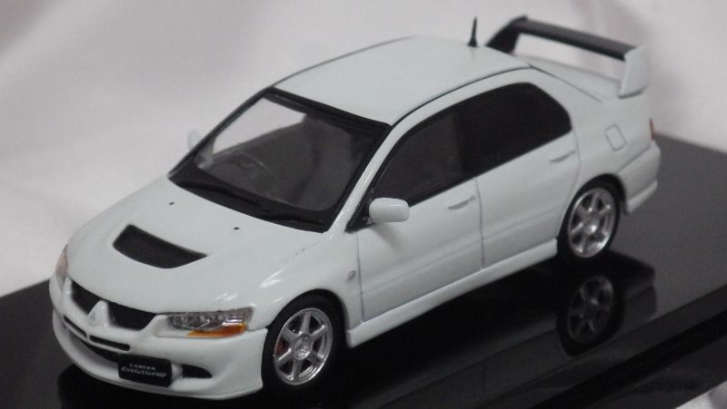 画像1: ホビージャパン ミツビシ ランサー GSR エヴォリューションVIII エンジンディスプレイモデル付き White Solid