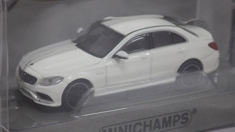 画像1: ミニチャンプス メルセデスベンツ AMG C63 2019 WHITE