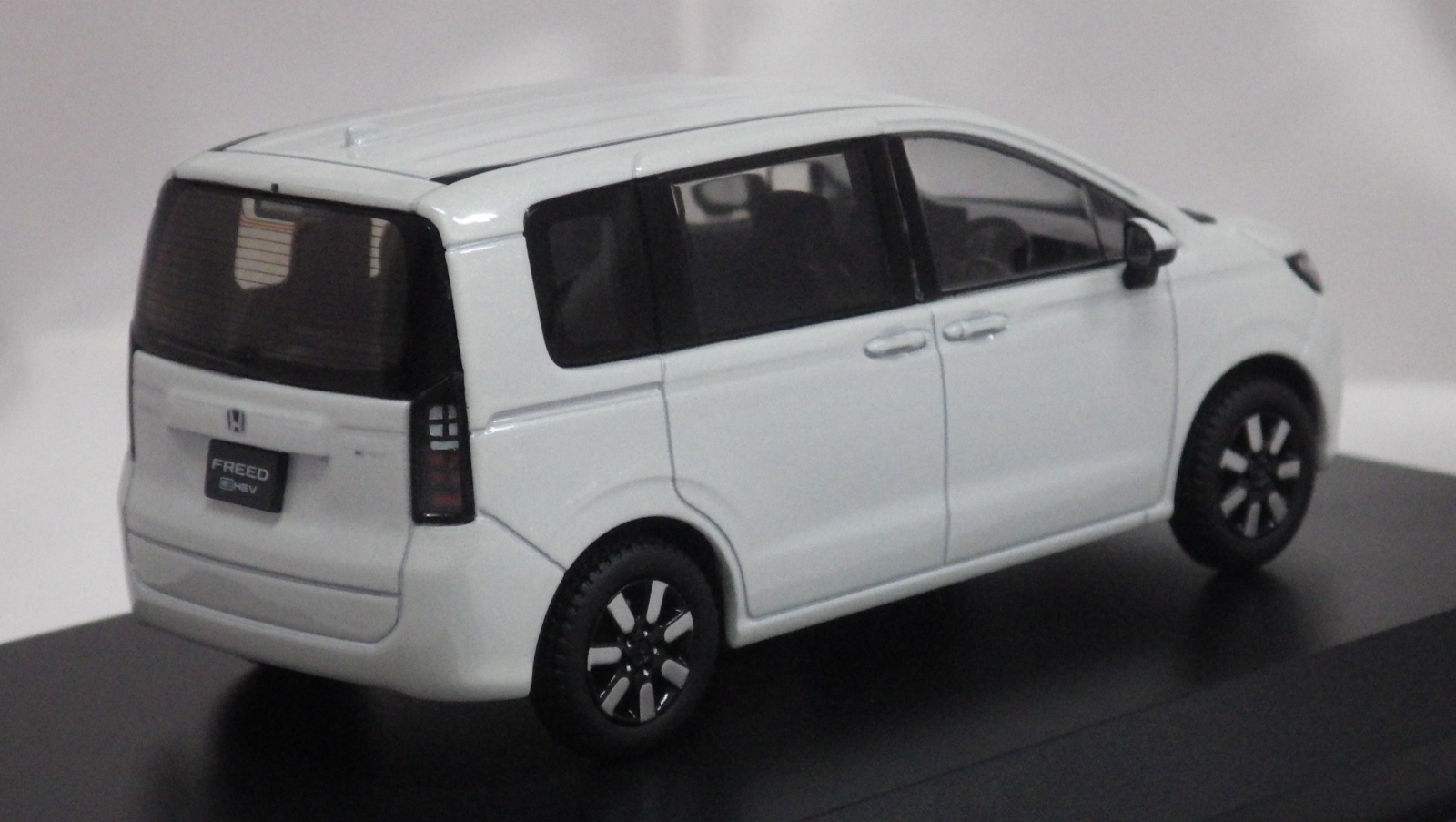 画像3: HOBBY JAPAN HONDA FREED Platinum White Pearl