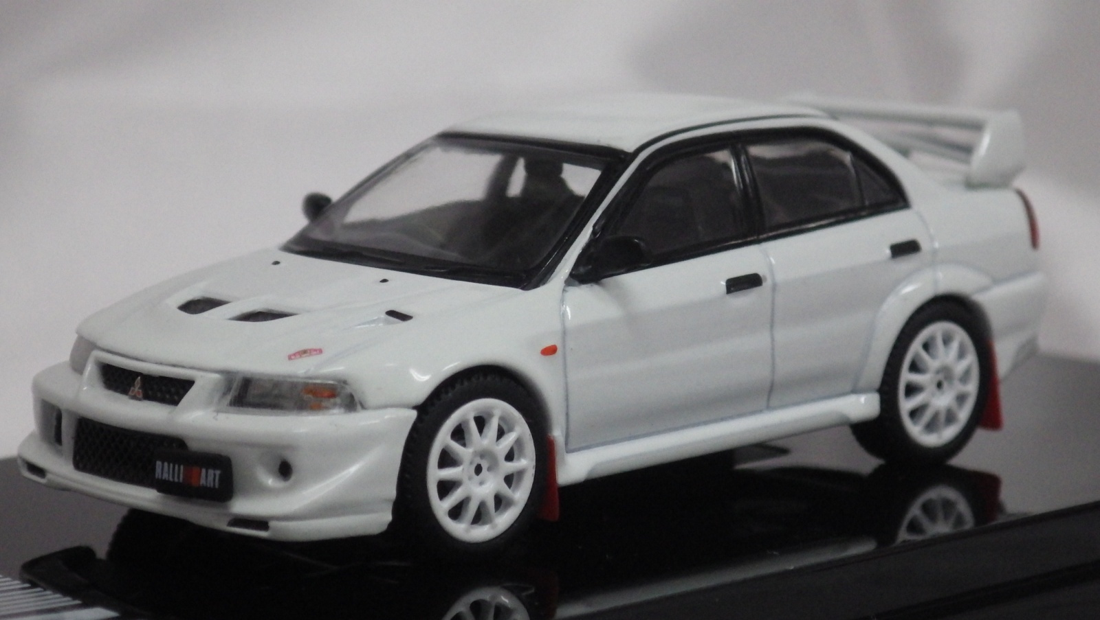 画像1: ホビージャパン ミツビシ ランサー RS Evolution VI Monte Carlo Edition Scotia White