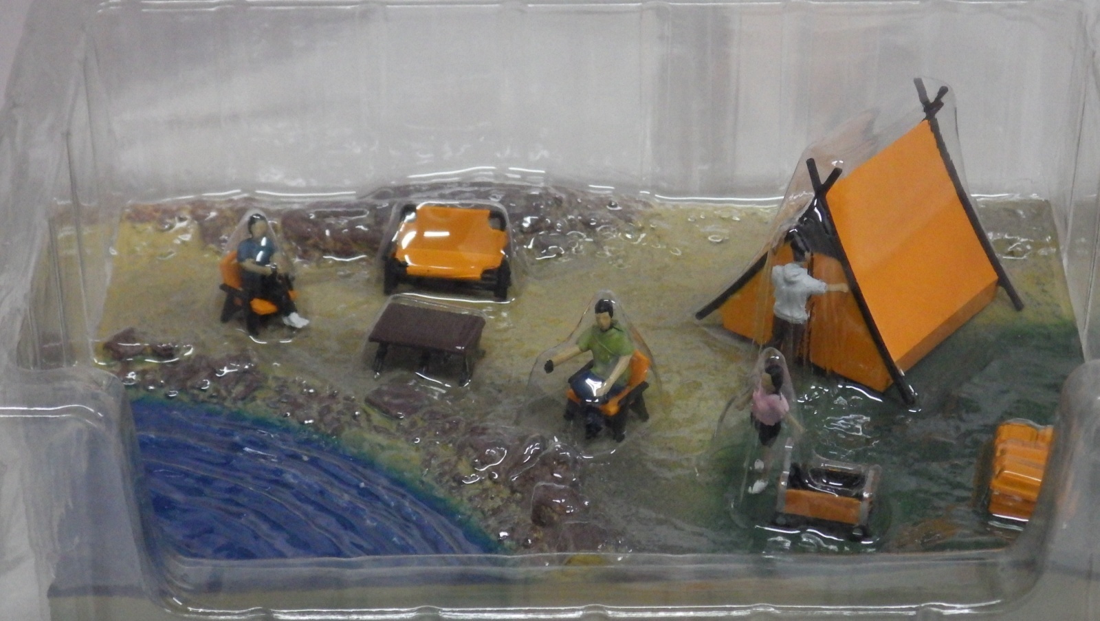 画像1: BM CREATIONS DIORAMA CITY Camp Site ORANGE TENT