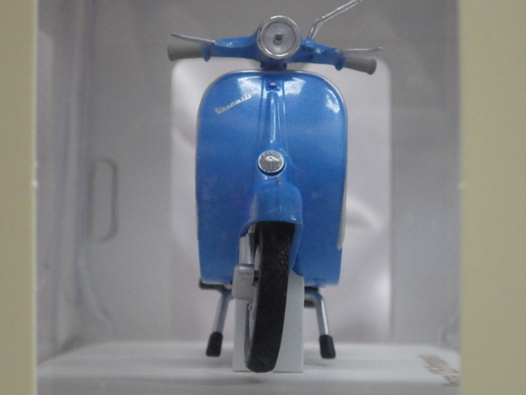 画像2: NOREV Vespa 125 Primavera メタリックブルー